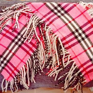 Burberry Happy scarf. Gently used